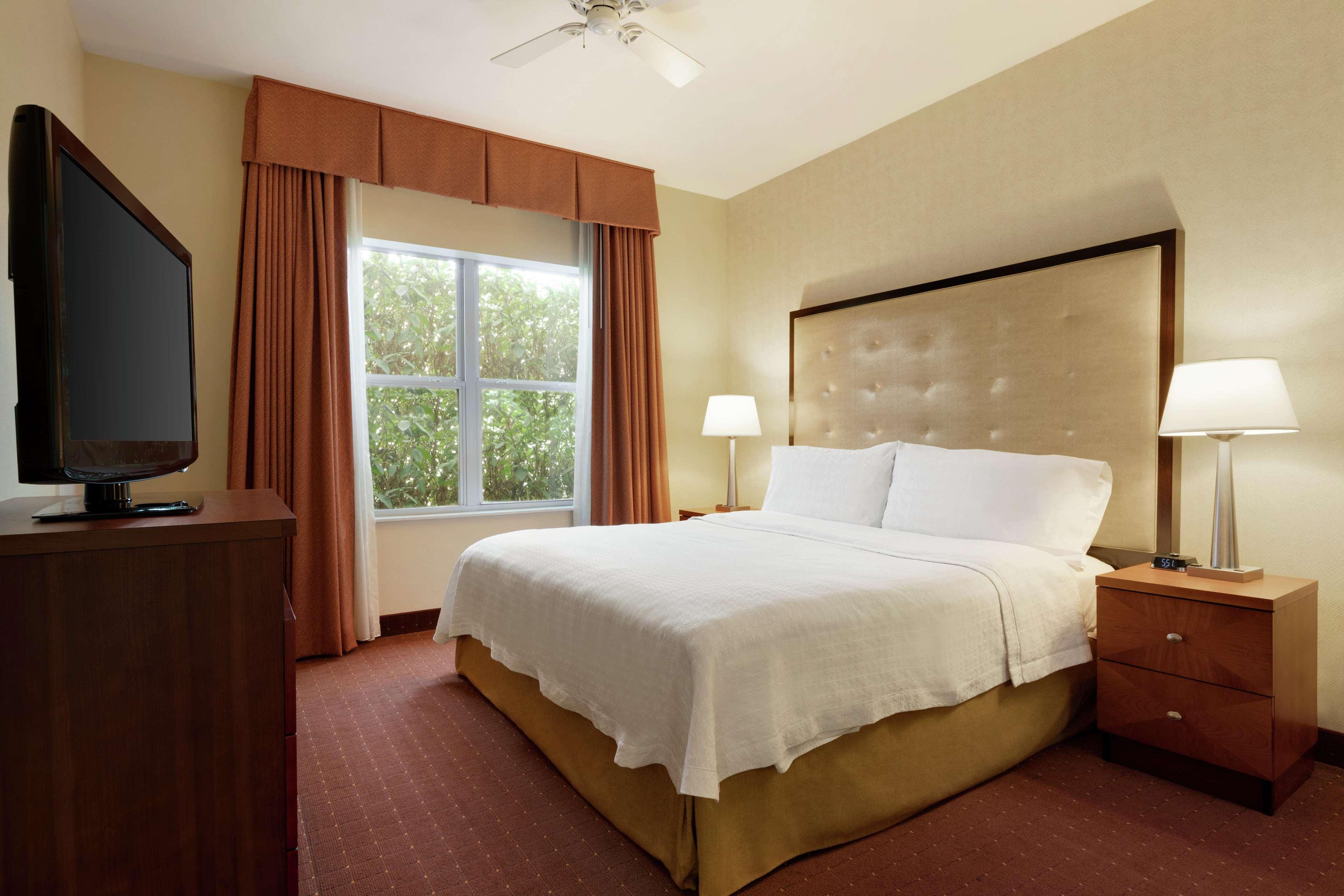 Homewood Suites By Hilton Dulles-North Loudoun Ашбърн Екстериор снимка
